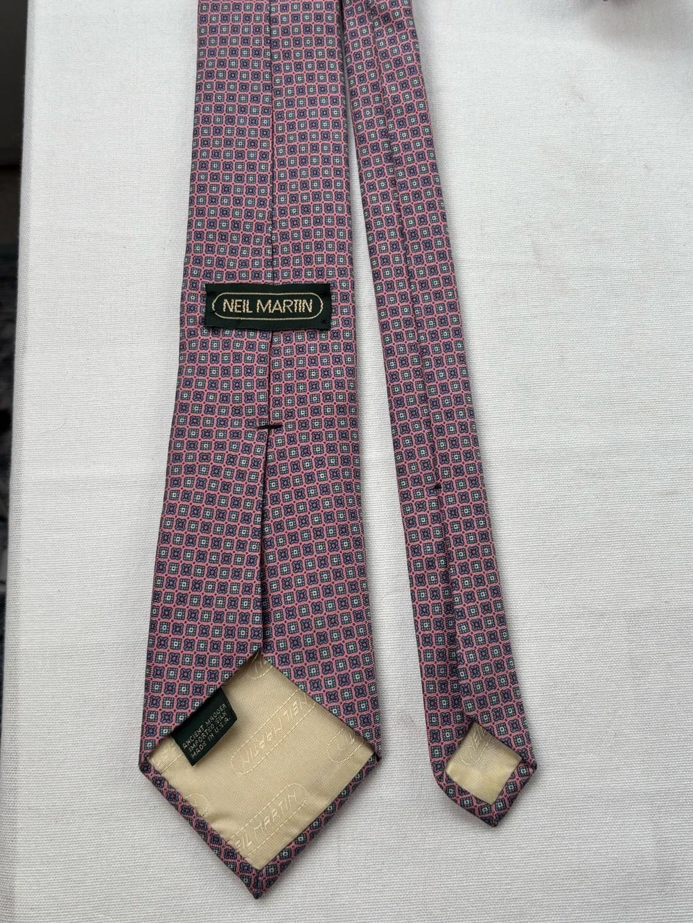 VTG Neil Martin Ancient Madder Silk Necktie Made USA Pink Blue Geometric Foulard